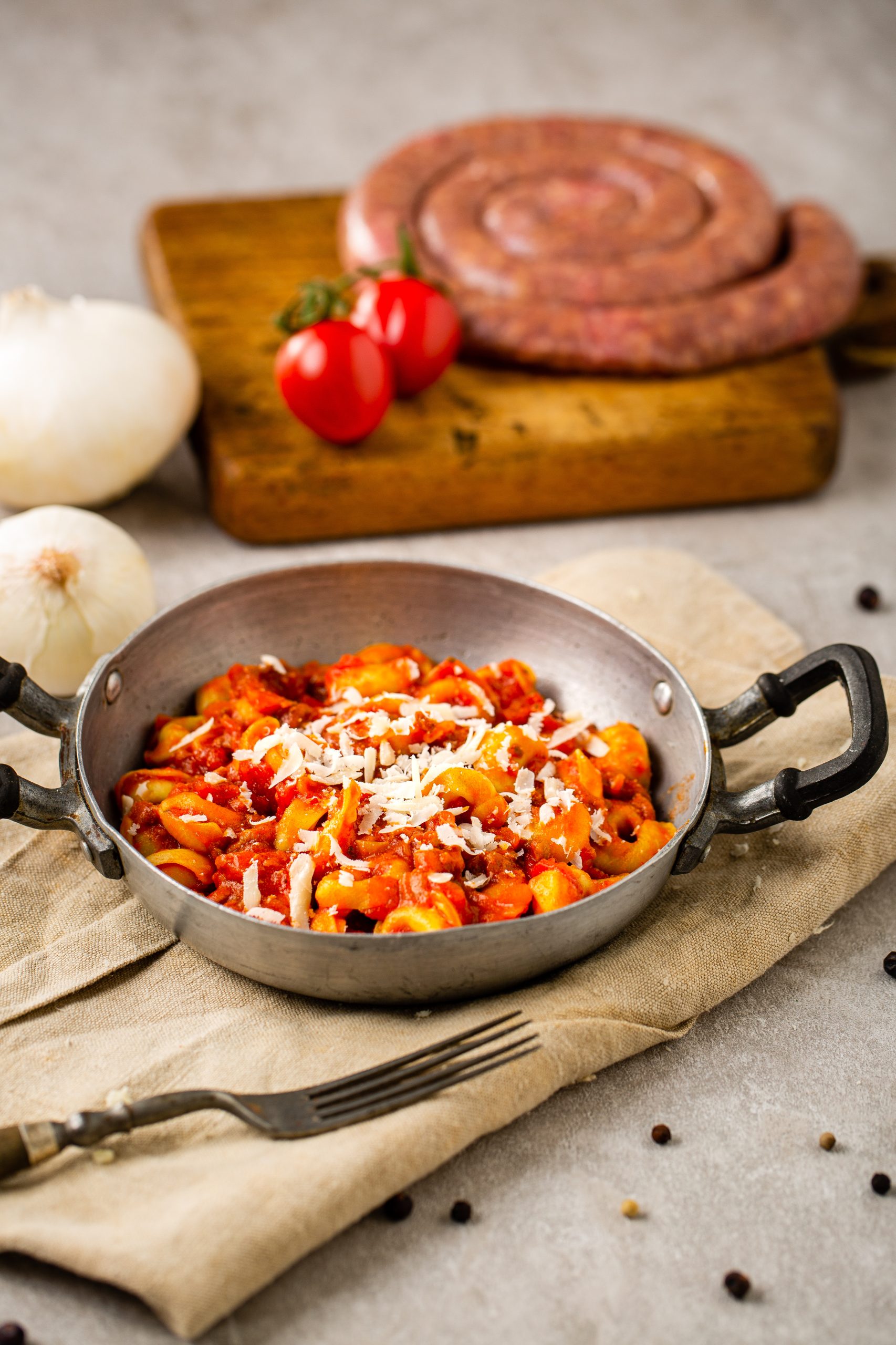 Tortellini di Modena al ragù di salsiccia nostrana