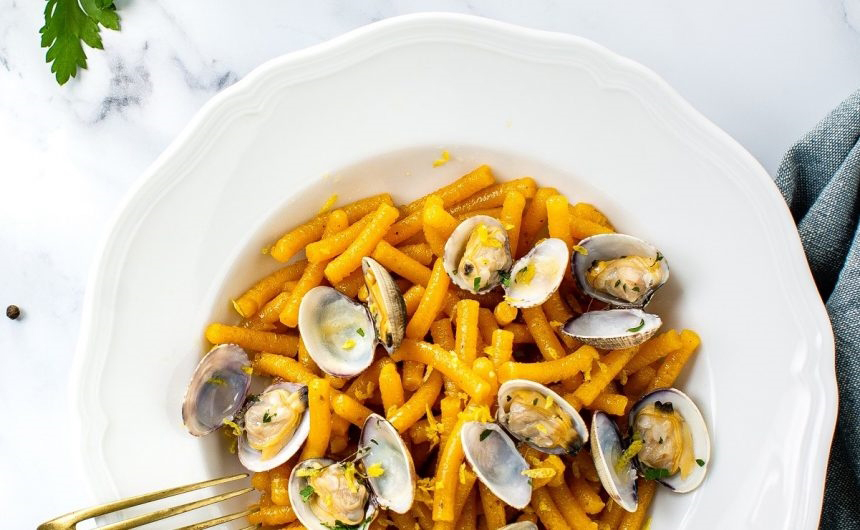Passatelli con vongole e zest di limone