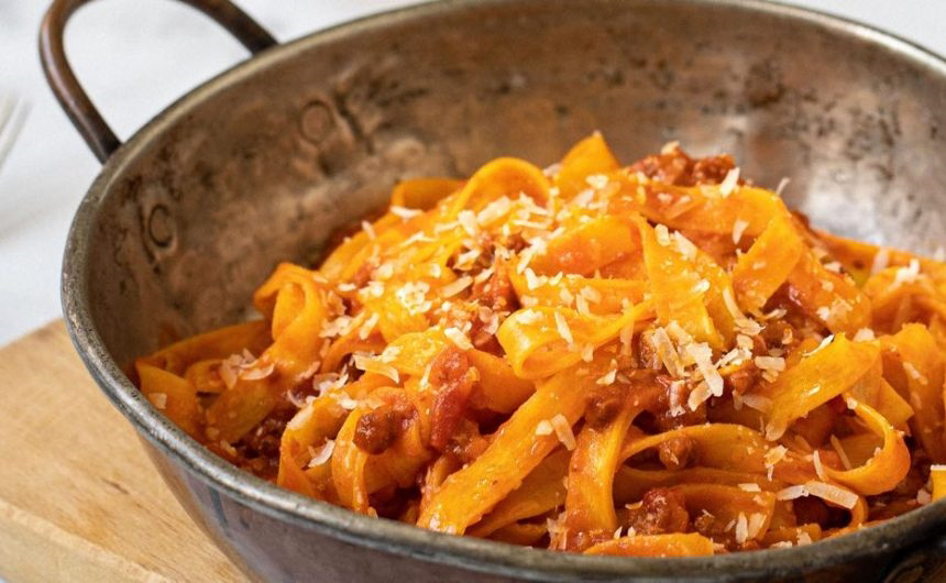 Tagliatelle al ragù
